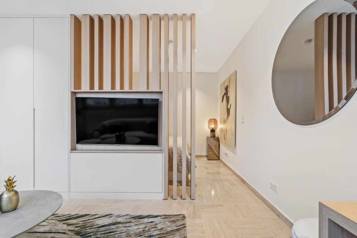Modern Studio With King Bed, Walk To Attractions 룩셈부르크 외부 사진